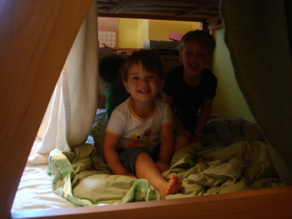 bed fort 2