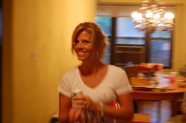blurry robin